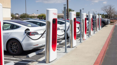 Proposed electric vehicles tax credit prioritizes labor unions over carbon reduction goals